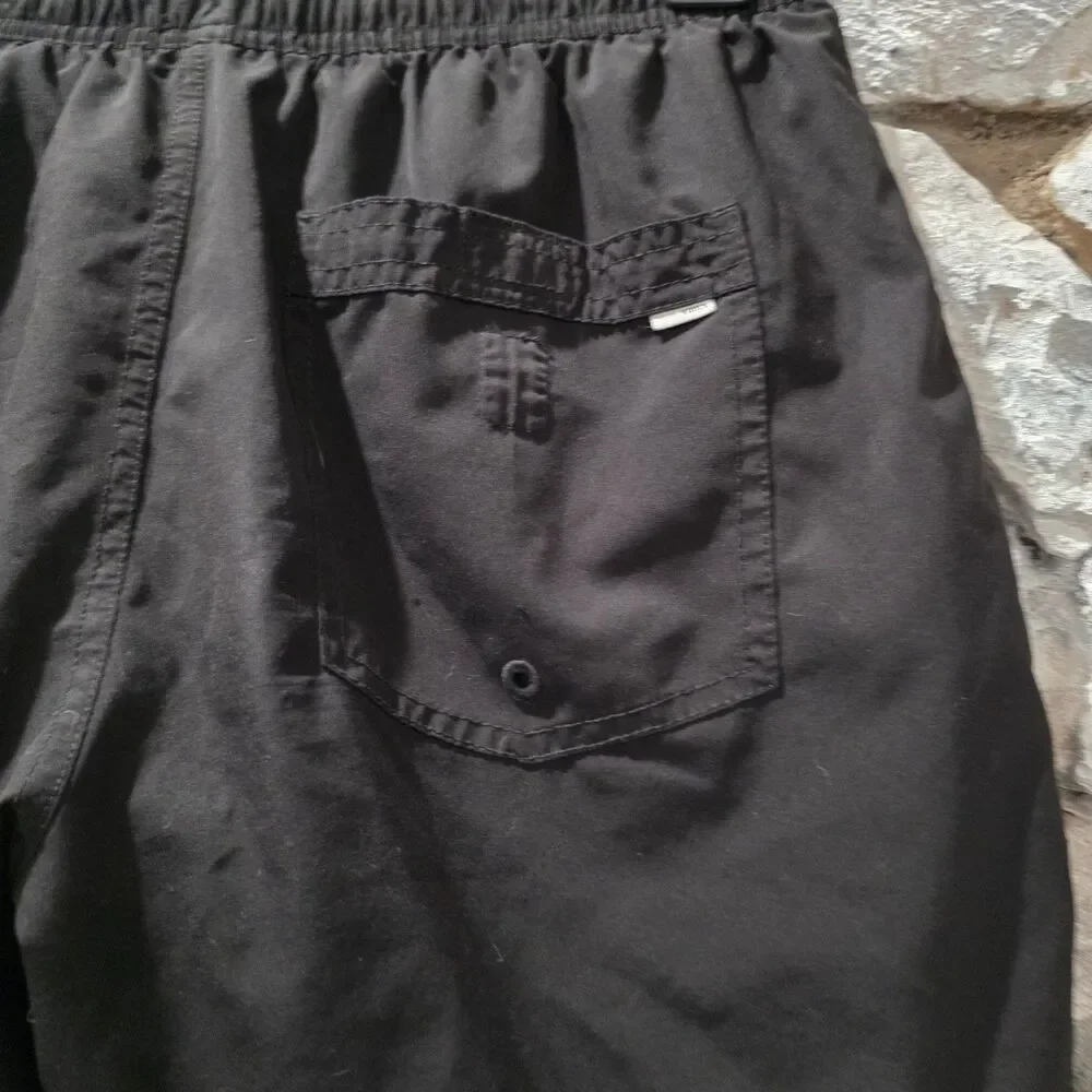 Vuori Kore Shorts Mens 7” Black Lined Gym Athletic Outdoor V302 Small